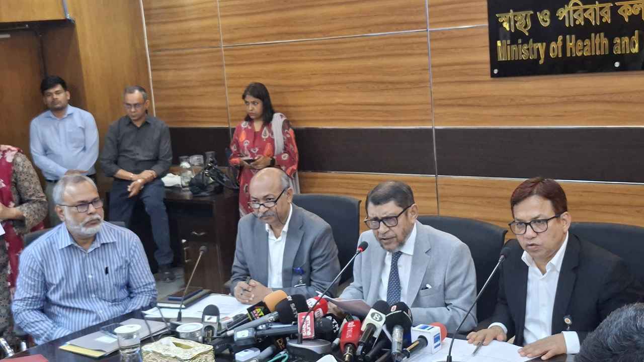 বন্যা পরিস্থিতি: তৃণমূলে ২১ হাজার অ্যান্টি-স্নেক ভেনম মজুদ
