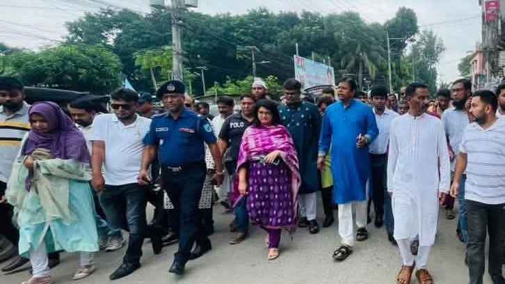 ‘সড়কে শৃঙ্খলা ফিরিয়ে আনতে সবাইকে একসঙ্গে কাজ করতে হবে’