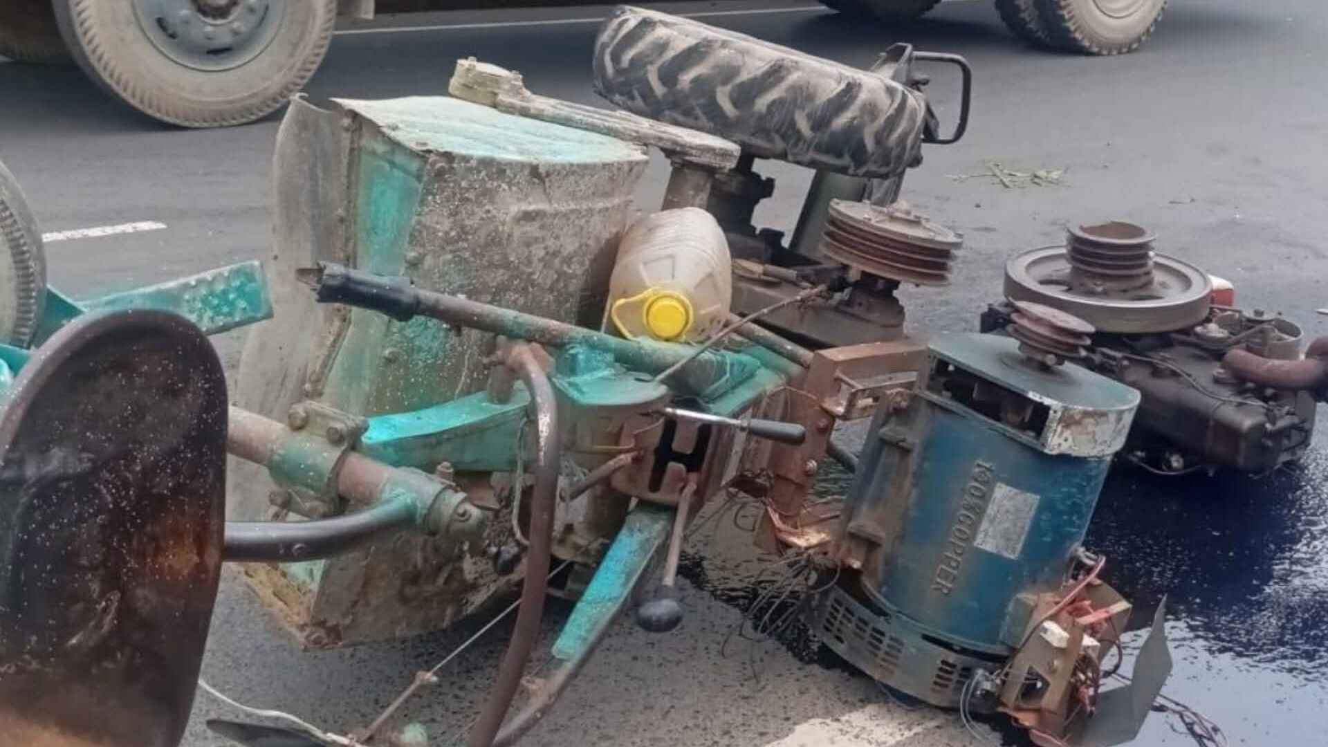 কাভার্ডভ্যানের চাপায় ইলেকট্রিক মিস্ত্রি নিহত