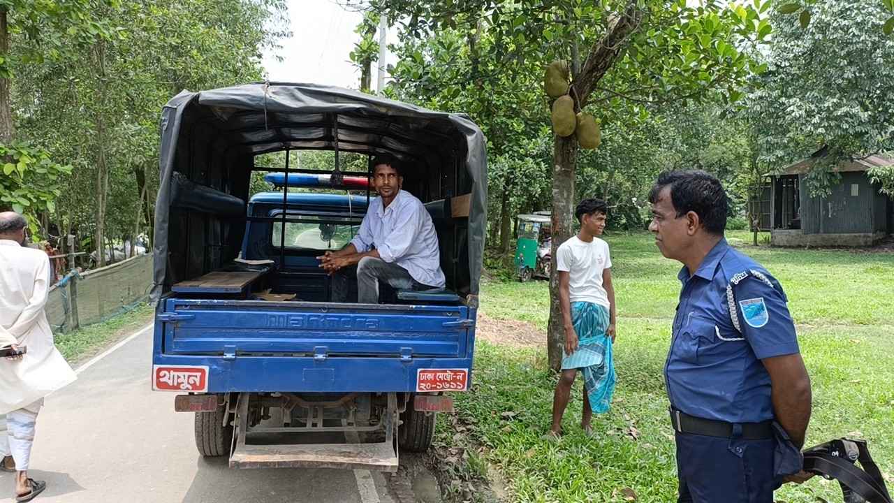 গাজীপুরে চাঁদাবাজির অভিযোগে ওয়ার্ড যুবদল নেতা আটক