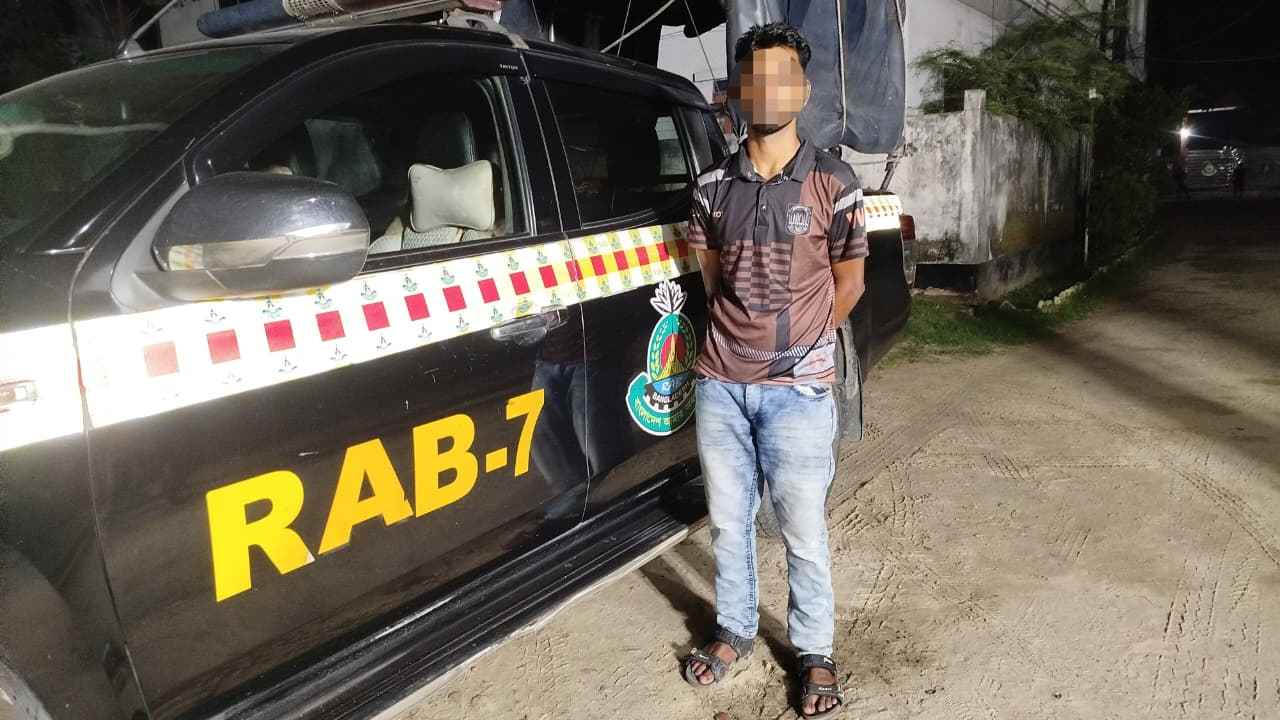 ব্রাম্মণবাড়িয়ার চাঞ্চল্যকর রায়হান হত্যা মামলার আসামি ফেনীতে গ্রেফতার