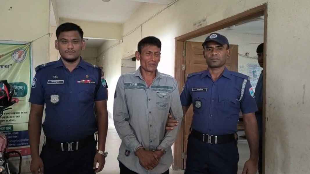 বাগেরহাটে ৮ বছরের শিশুকে ধর্ষণ, অভিযুক্ত পরিমল ভক্ত গ্রেফতার