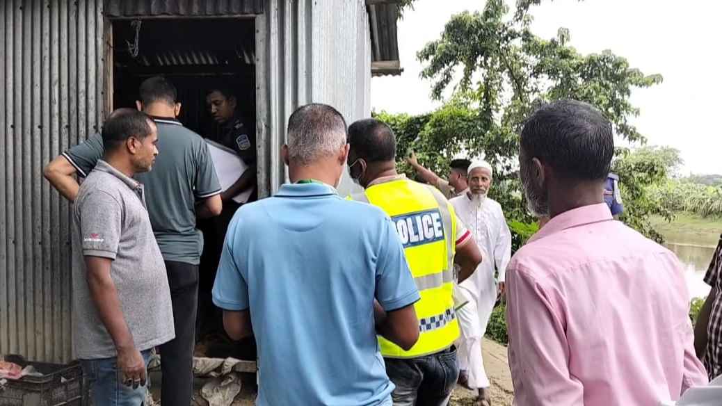 খাবার দিতে দেরি হওয়ায় শাবল দিয়ে আঘাতে মাকে হত্যা