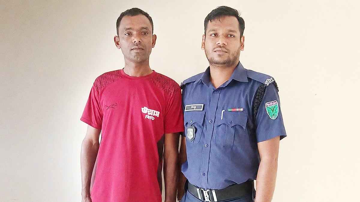 প্রাক্তন স্ত্রীর মুখে অ্যাসিড নিক্ষেপের ঘটনায় দোষ স্বীকার