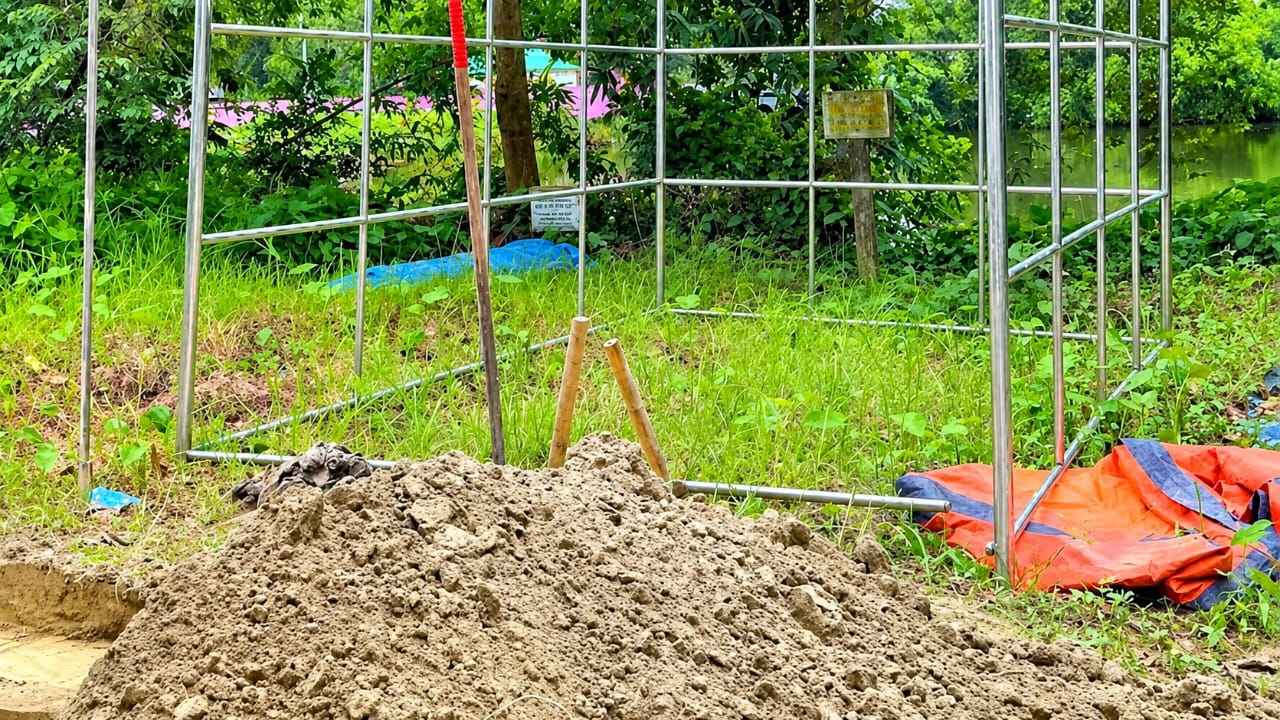 কসবায় কবর খুঁড়তে গিয়ে বিদ্যুৎস্পৃষ্টে নিহত ২, আহত ৬