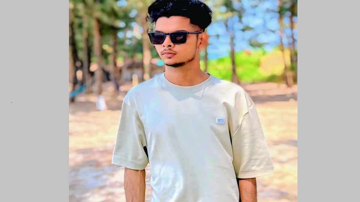 ভাগ্নিকে বাইক শেখাতে গিয়ে ট্রাকে ধাক্কা, মামার মৃত্যু