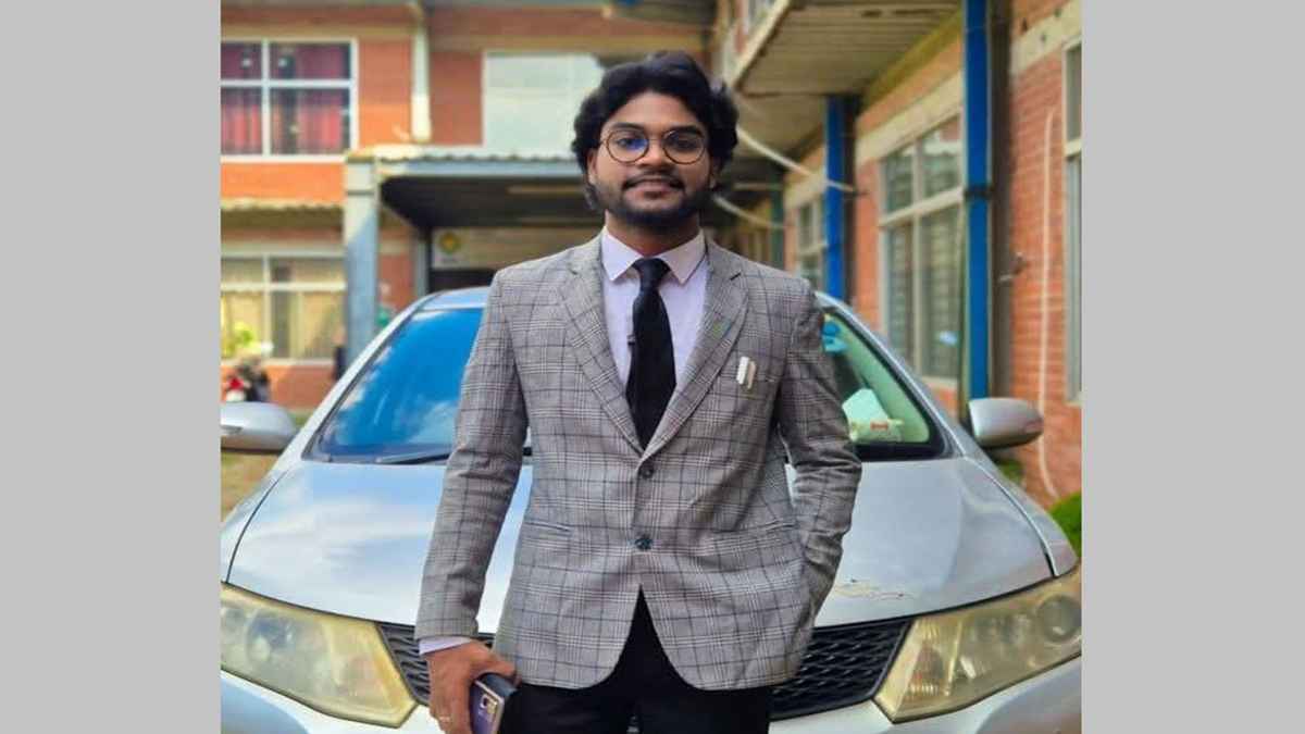 ট্রাকের ধাক্কায় প্রাণ গেল মানারাত বিশ্ববিদ্যালয়ের শিক্ষার্থীর