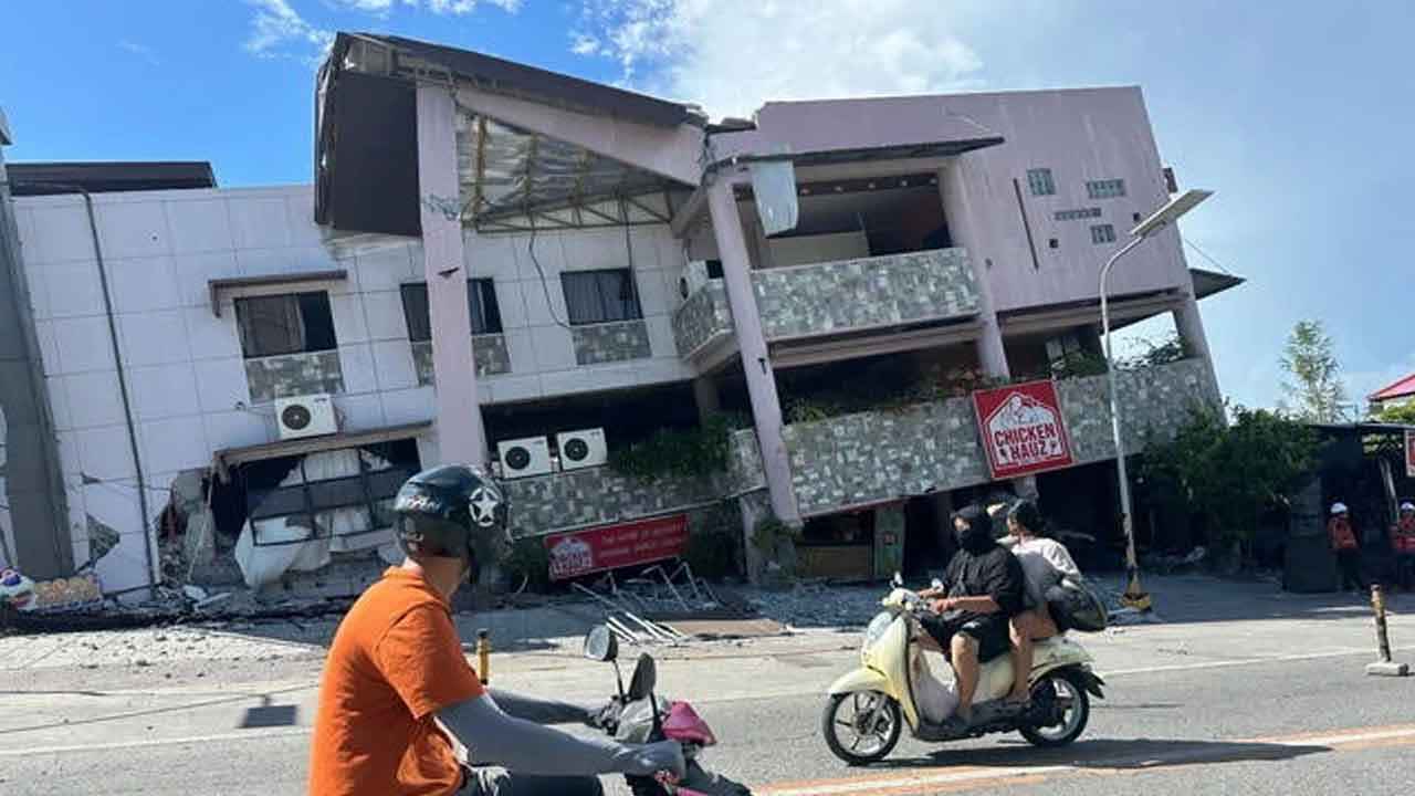 ফিলিপাইনে ভয়াবহ ভূমিকম্পে নিহত বেড়ে ৩২