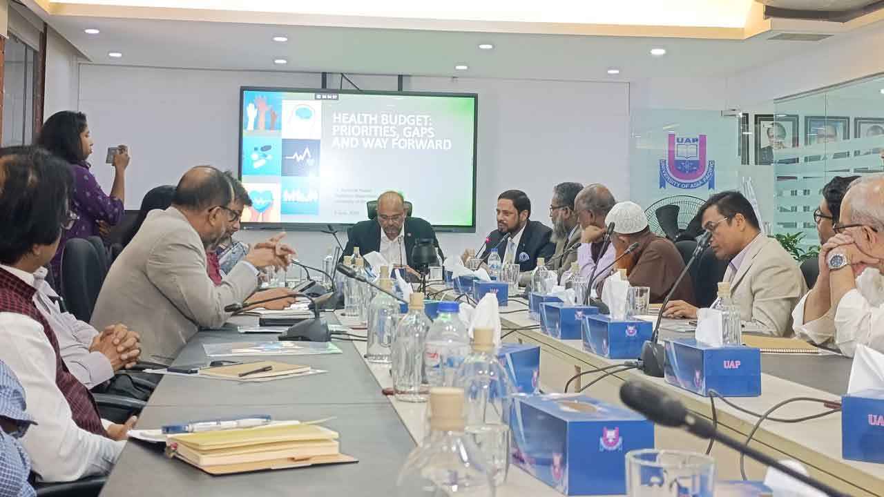 ‘স্বাস্থ্য ব্যবস্থায় জিডিপির ৫ শতাংশ স্বাস্থ্য খাতে ব্যয় করা হবে’