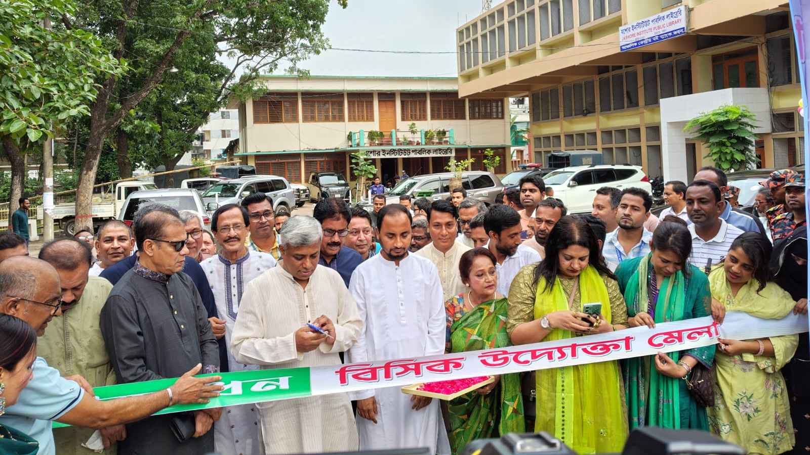 ক্ষুদ্র উদ্যোক্তারাই অর্থনীতির মূল চালিকাশক্তি: জ্বালানি প্রতিমন্ত্রী 