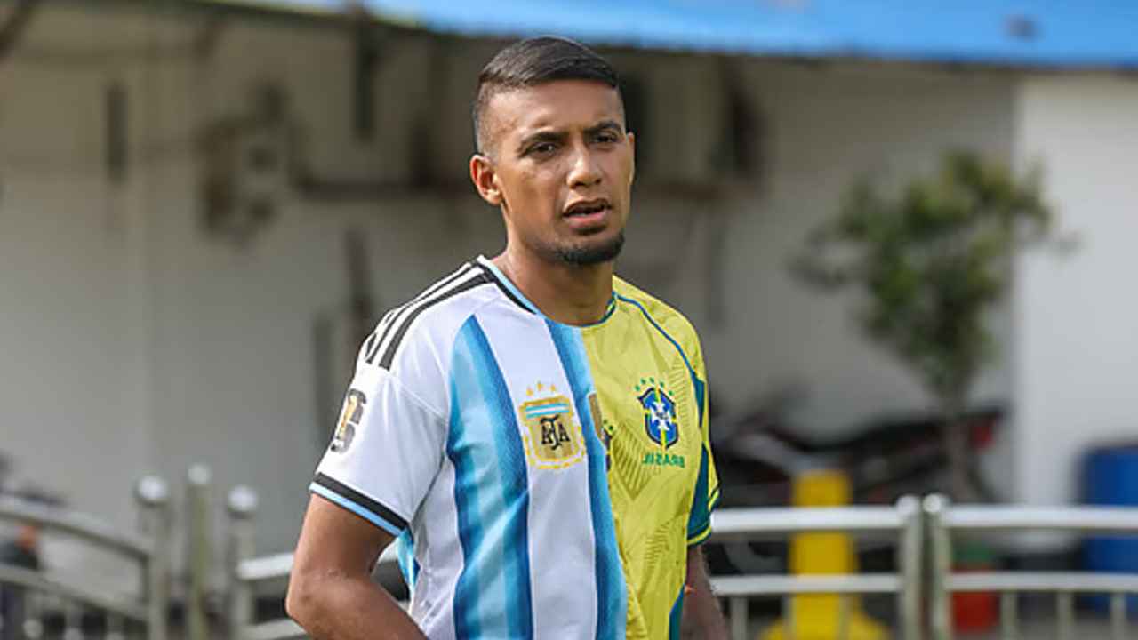 অভিনয়ে অভিষেক ফুটবলার জামাল ভূঁইয়ার