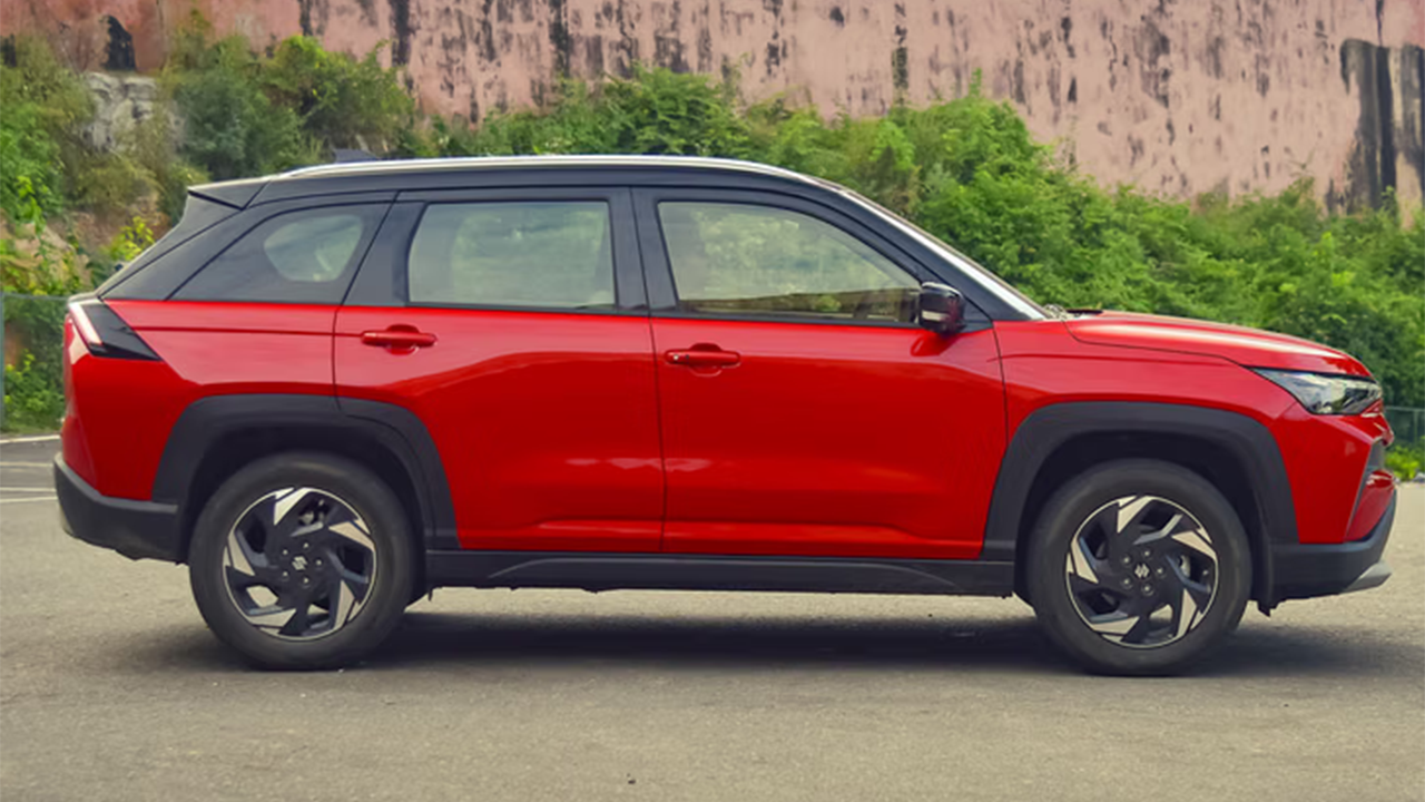 কম বাজেটে গাড়ি কিনতে চান? মারুতির এই গাড়িতে ডিসকাউন্ট পাবেন ৯০ হাজার