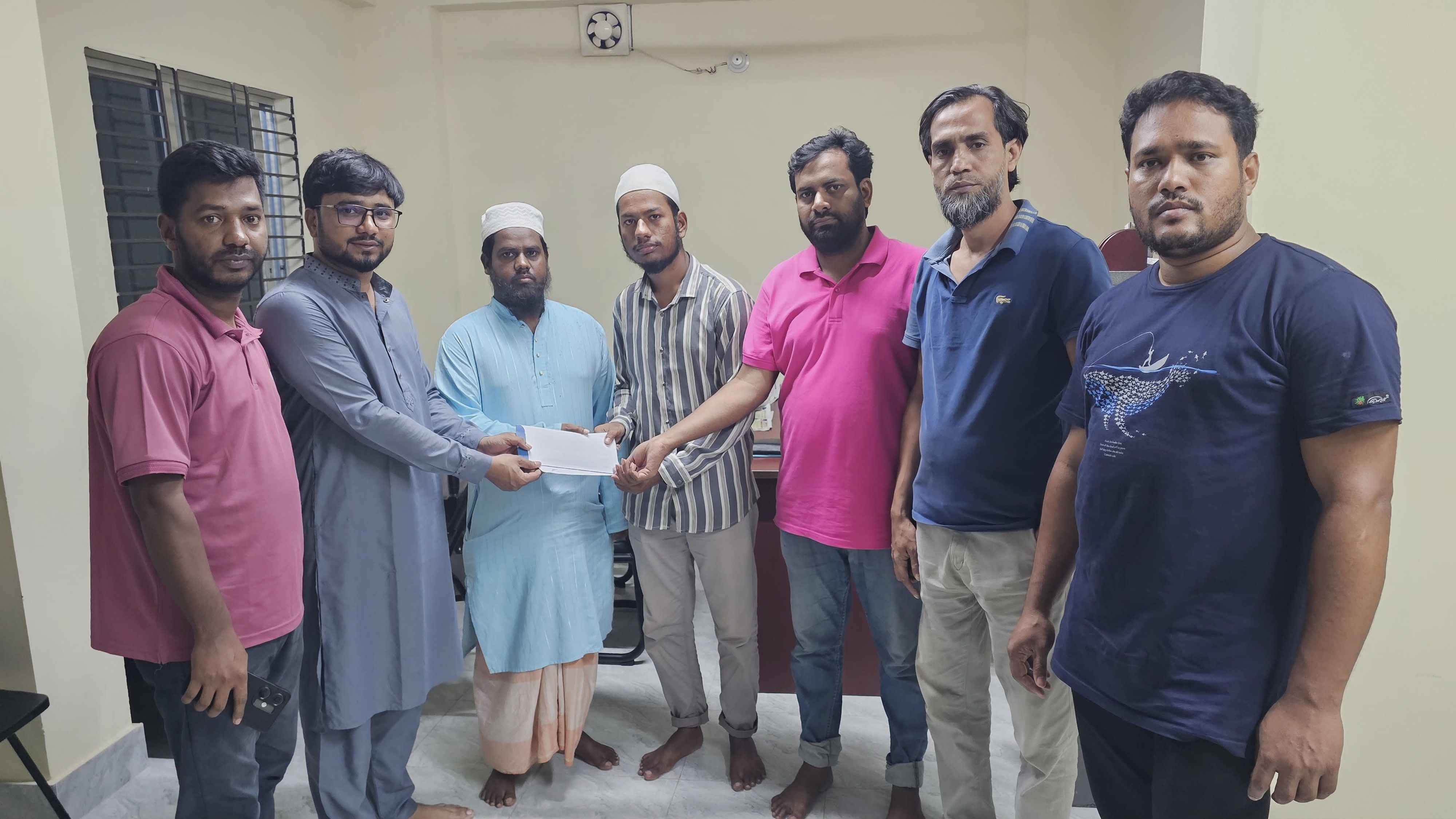 নাহিদের উচ্চশিক্ষায় পাশে দাঁড়ালো মিরসরাই এডুকেশন সোসাইটি