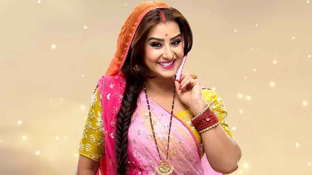 ‘টেলিভিশন প্রযোজকরা সাদা পোশাকের মাফিয়া’