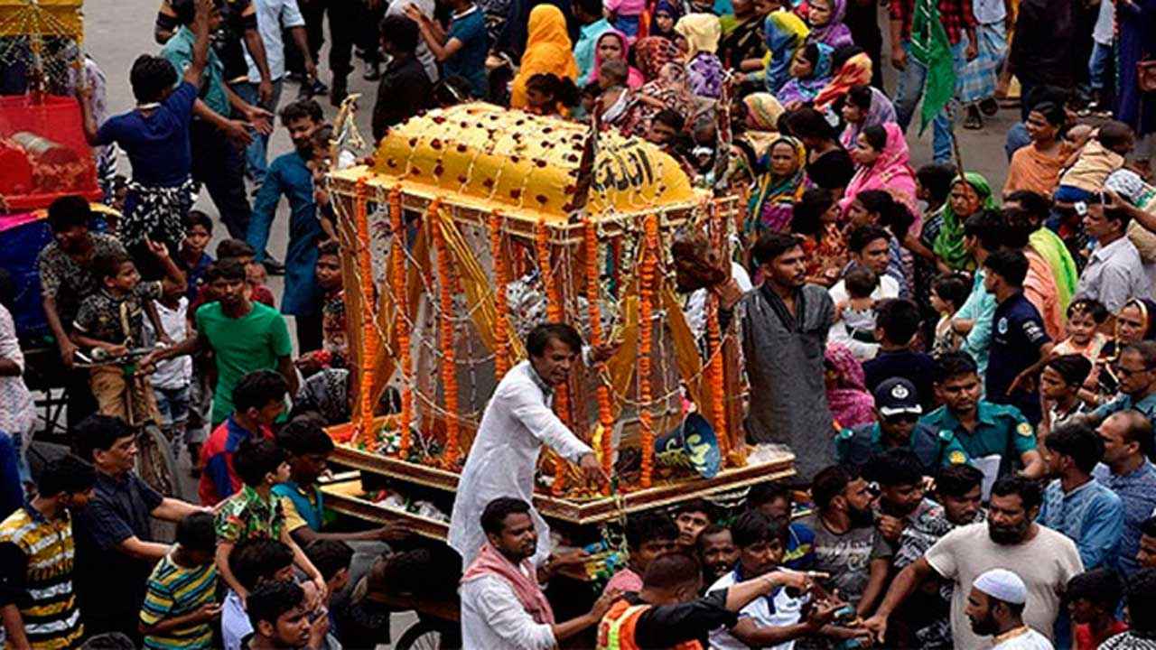ঢাকায় কখন কীভাবে শুরু হলো তাজিয়া মিছিল?