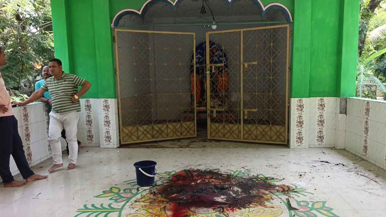 ‎‎পিরোজপুরে মন্দিরের প্রতিমা ভাঙচুর ও চুরির অভিযোগ