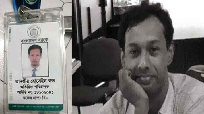 ফ্ল্যাট থেকে দুর্গন্ধ ছড়ালে ৯৯৯-এ ফোন দেন প্রতিবেশীরা
