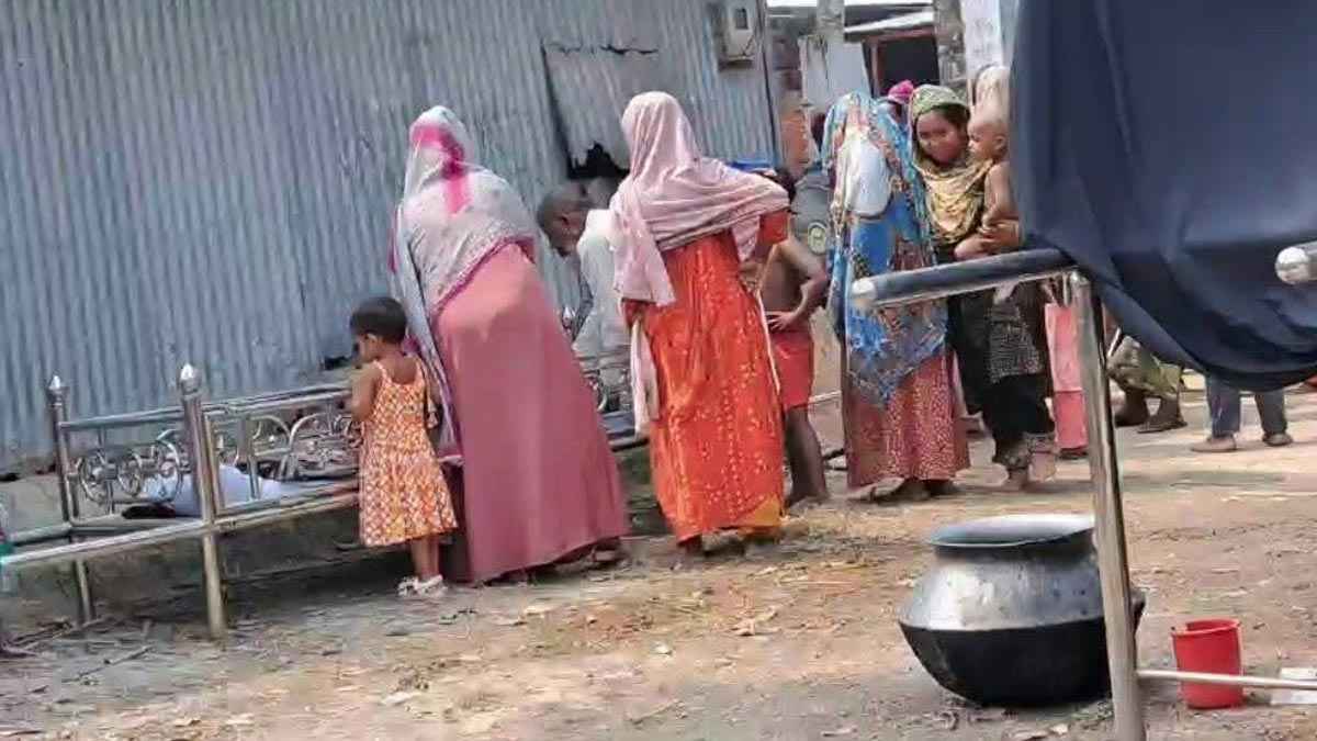 গাইবান্ধায় মদ্যপানে যুবকের মৃত্যু, হাসপাতালে ভর্তি ২ জন