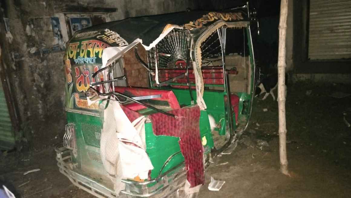 কলমাকান্দায় ট্রাক-অটোরিকশার সংঘর্ষে যুবক নিহত