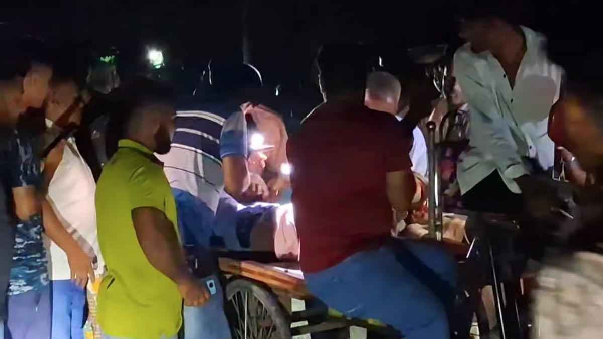 নাটোরে মোটরসাইকেল নিয়ন্ত্রণ হারিয়ে খুঁটির সঙ্গে ধাক্কা, নিহত ১