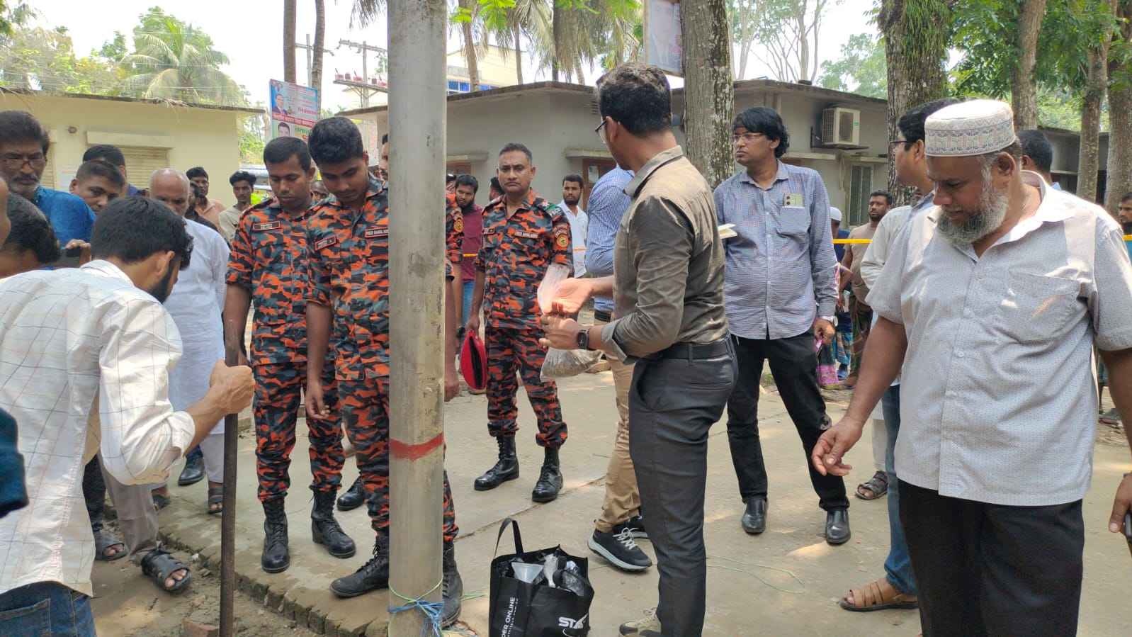 গোসাইরহাটের গরম মাটি: প্রাথমিক তদন্তে গ্যাসের অস্তিত্ব পেল না বাপেক্স