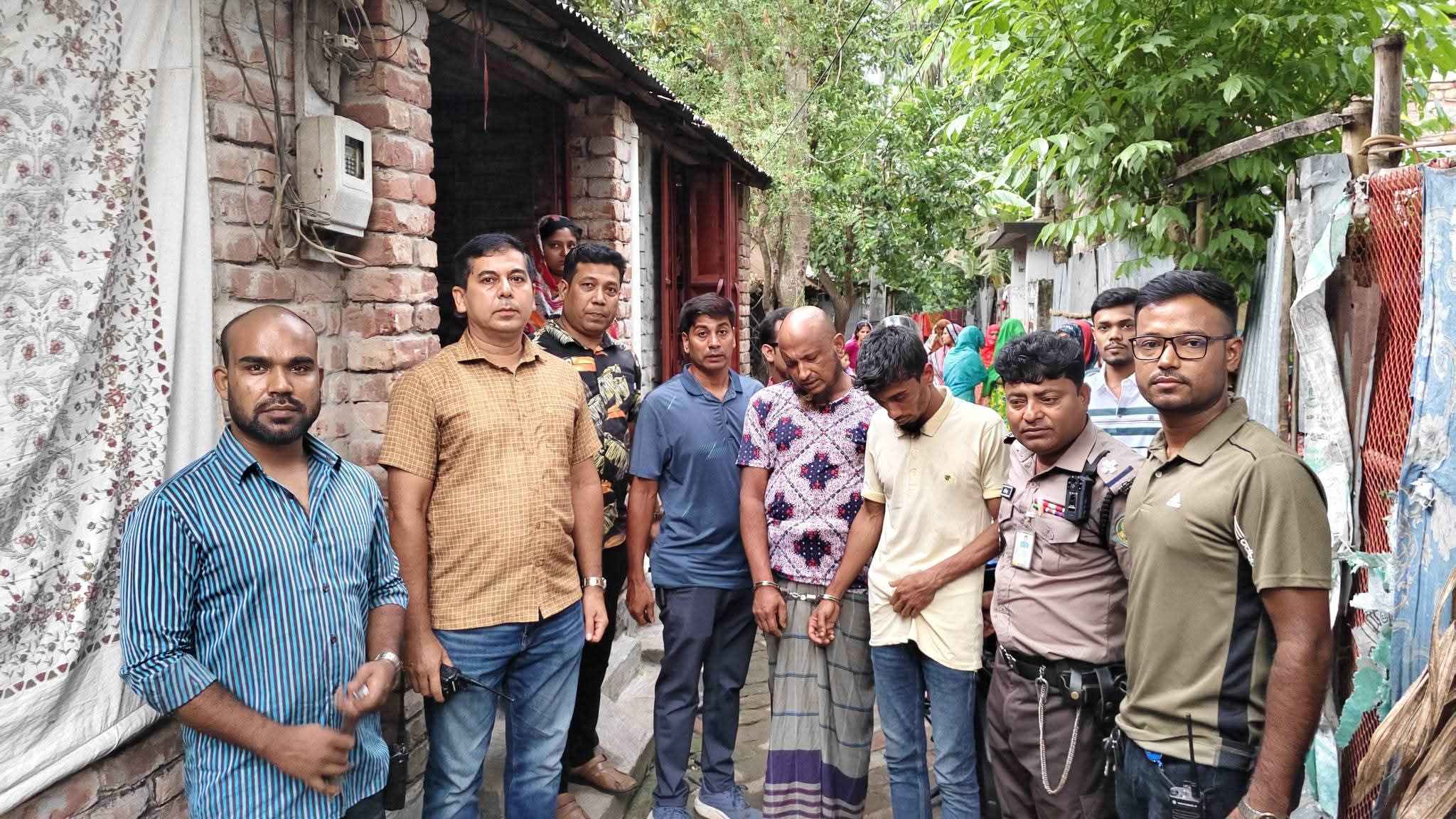 খুলনায় যৌথ অভিযান গ্রেনেড বাবুর সহযোগীসহ ২৯১ জন গ্রেফতার