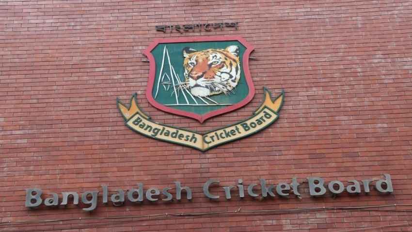 নির্বাচিত হওয়ার পরদিনই পদত্যাগ করলেন এক বিসিবি পরিচালক