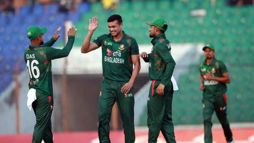 অস্ট্রেলিয়া সিরিজে বাংলাদেশ দলে চমক