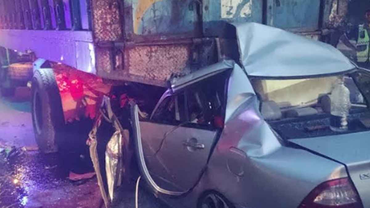 ভাঙ্গায় সড়ক দুর্ঘটনায় নিহতদের মধ্যে চারজনের বাড়ি একই গ্রামে