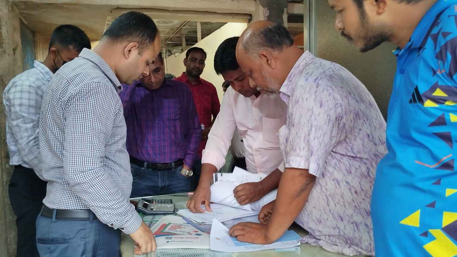 মোহনগঞ্জে ভুয়া চিকিৎসকের খুঁজে অভিযান, দুইজনকে জরিমানা