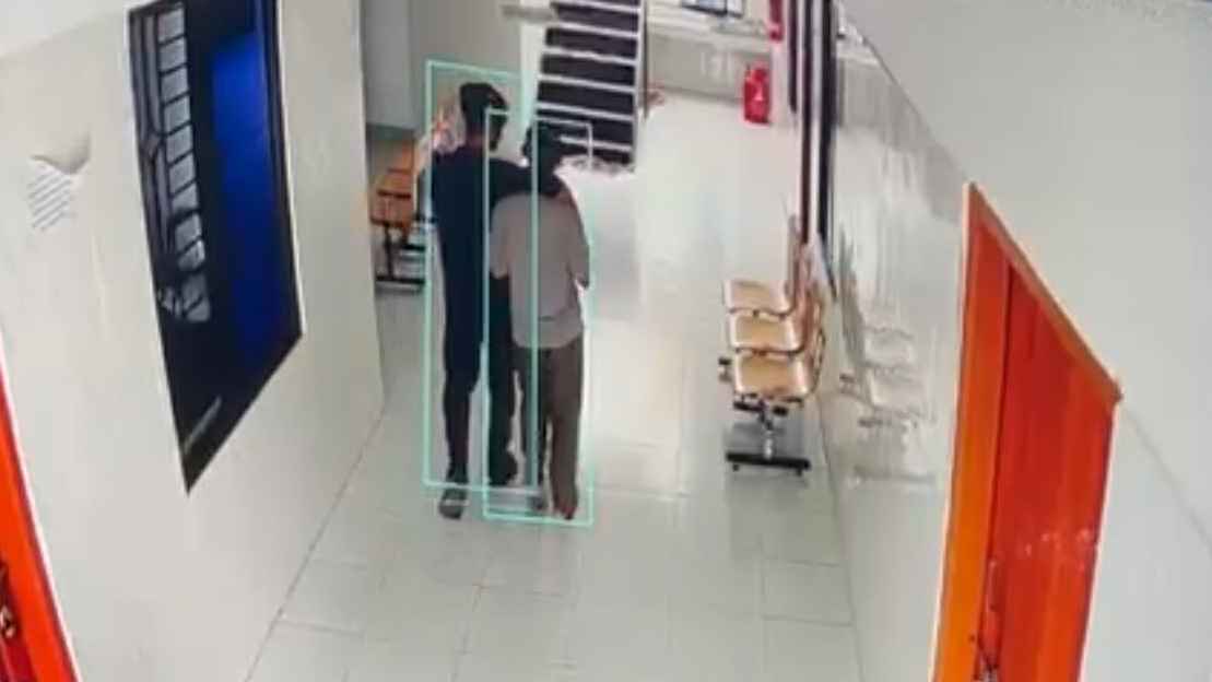 লক্ষ্মীপুরে বুদ্ধিপ্রতিবন্ধীকে বলাৎকারে হাসপাতালের ওয়ার্ডবয় আটক