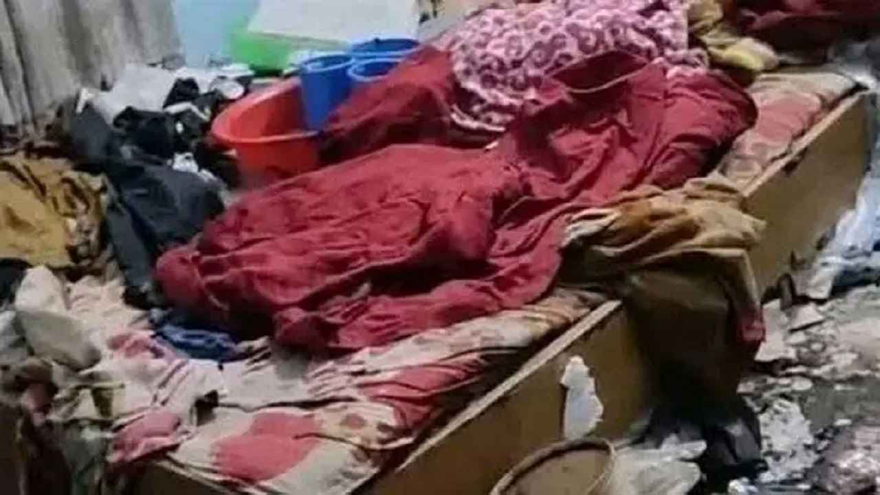 মায়ের প্রতি অবহেলা: যুগ্ম সচিব ছেলের বিরুদ্ধে আইনি প্রক্রিয়া শুরু