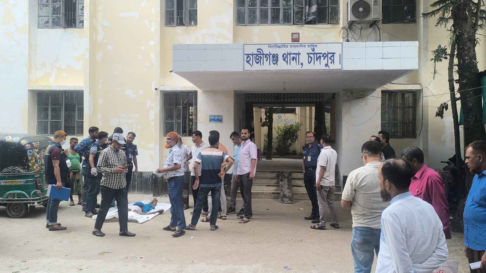 চাঁদপুরে আবাসিক হোটেল থেকে বৃদ্ধের মরদেহ উদ্ধার