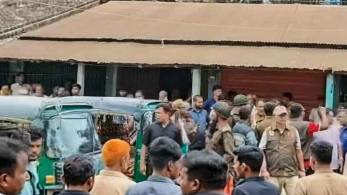 মহেশখালীতে মাইকে ঘোষণা দিয়ে বনকর্মীদের ওপর হামলা