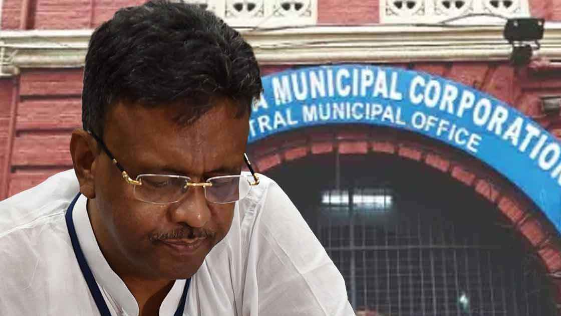কলকাতার মেয়র ফিরহাদ হাকিমের পদত্যাগ