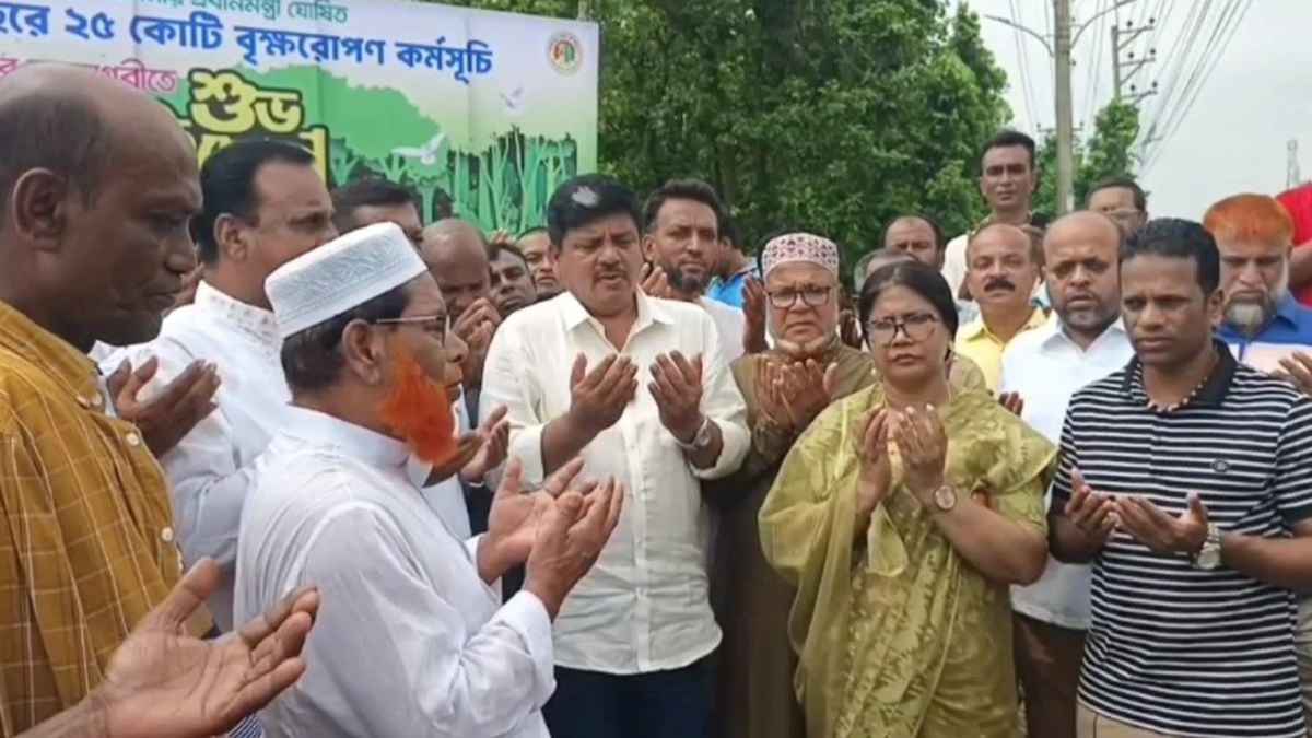 গাজীপুরে বৃক্ষরোপণ কর্মসূচি উদ্বোধন