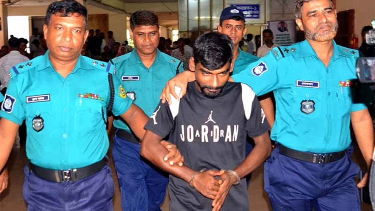 চট্টগ্রামে শিশুধর্ষণ মামলায় মনিরের যাবজ্জীবন