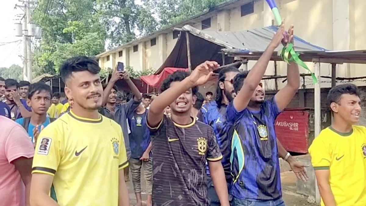 হাইতিকে ৩ গোল, হিলিতে ব্রাজিল সমর্থকদের আনন্দ-উল্লাস