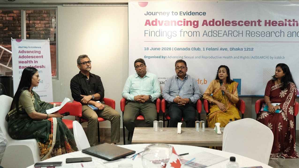 গ্রামাঞ্চলের প্রতি তিন কিশোরীর দুইজনই মাসিক সমস্যায় ভোগে: গবেষণা