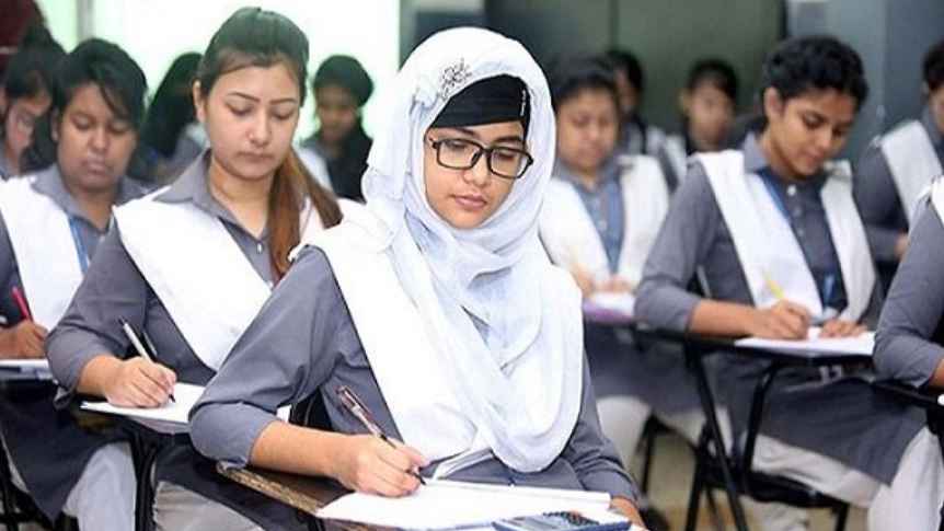 এইচএসসি পরীক্ষাকেন্দ্রে সার্বক্ষণিক সিসিটিভি ও ইন্টারনেট রাখার নির্দেশ
