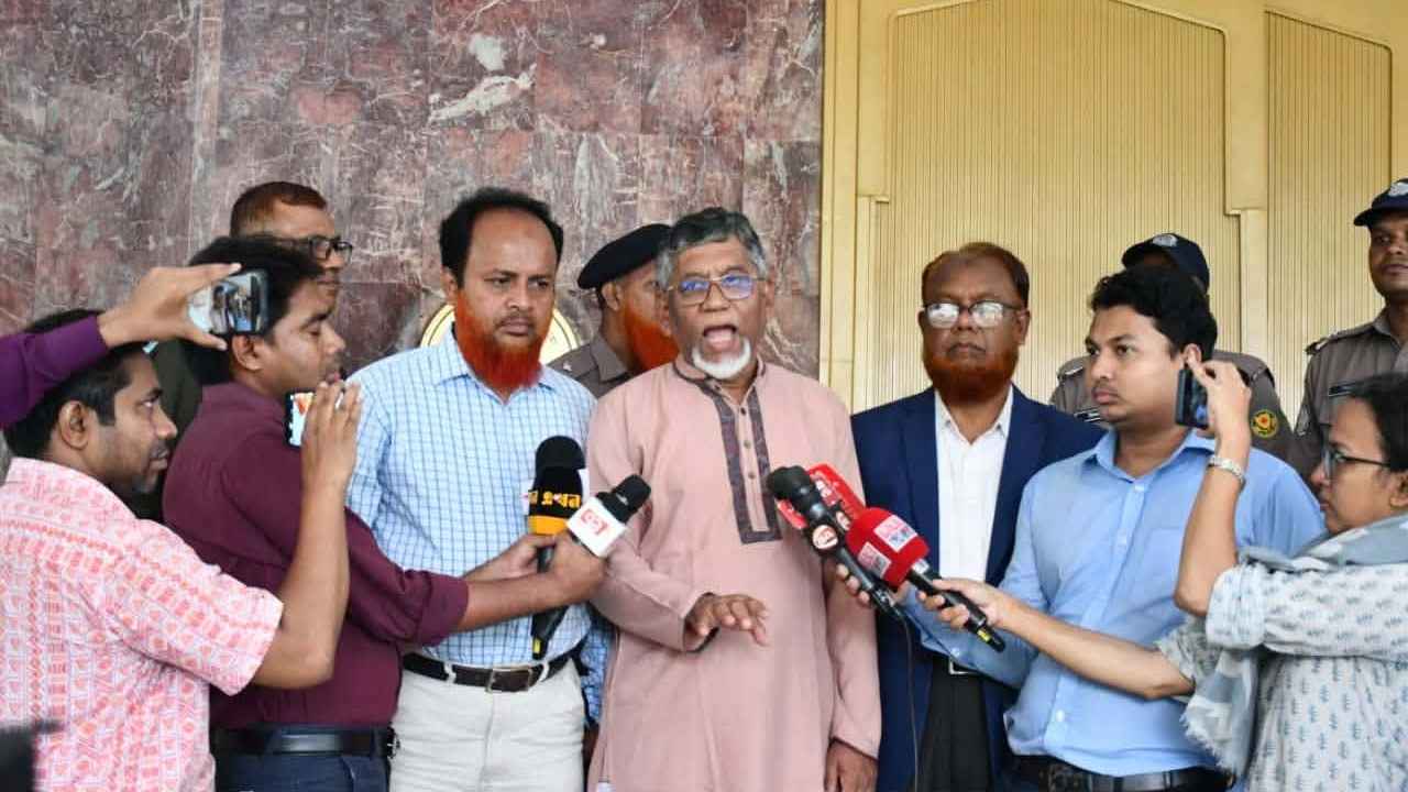 ইসলামী ব্যাংক গ্রাহক ফোরামের সাত দফা দাবির সঙ্গে একমত গভর্নর