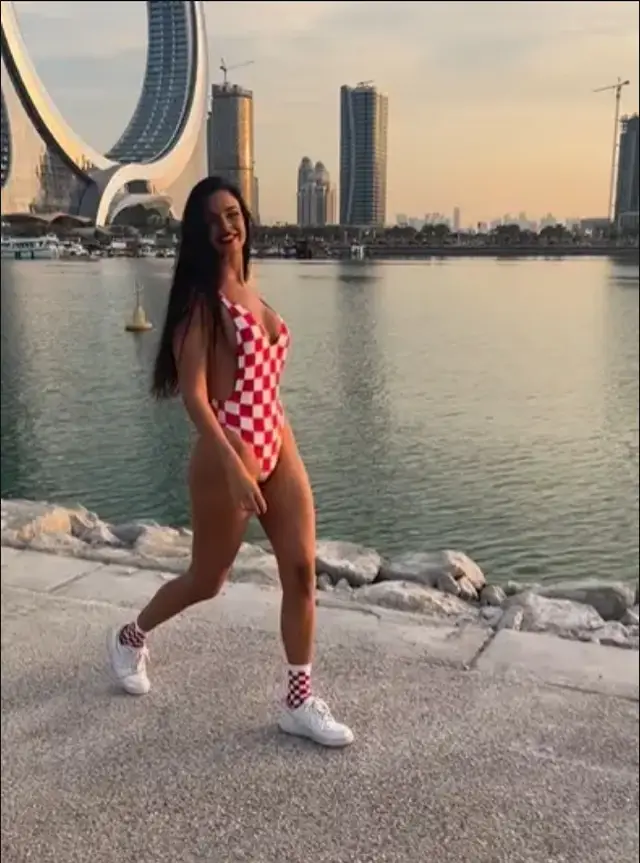 ivana_knoll_qatar