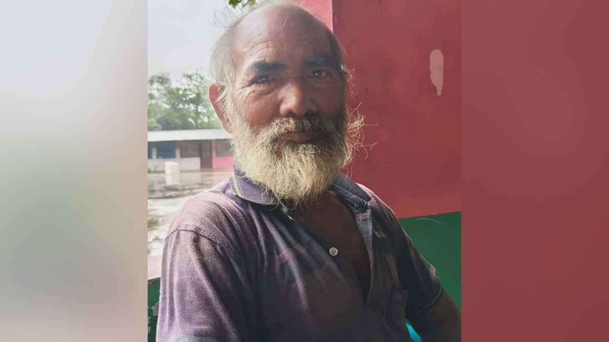 জামালপুরের নো-ম্যানস ল্যান্ডে ২৪ ঘণ্টা থাকার পর সেই বৃদ্ধ এখন থানায়