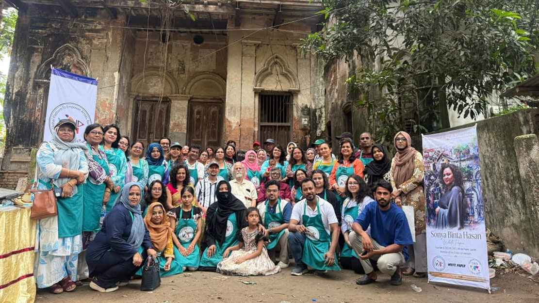 বীরুলিয়া জমিদার বাড়িতে ‘হোয়াইট পেপার আর্ট ক্যাম্প’