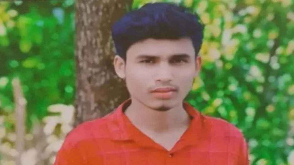 পাওনা ৮০০ টাকার জন্য বন্ধুকে ছুরিকাঘাতে হত্যা