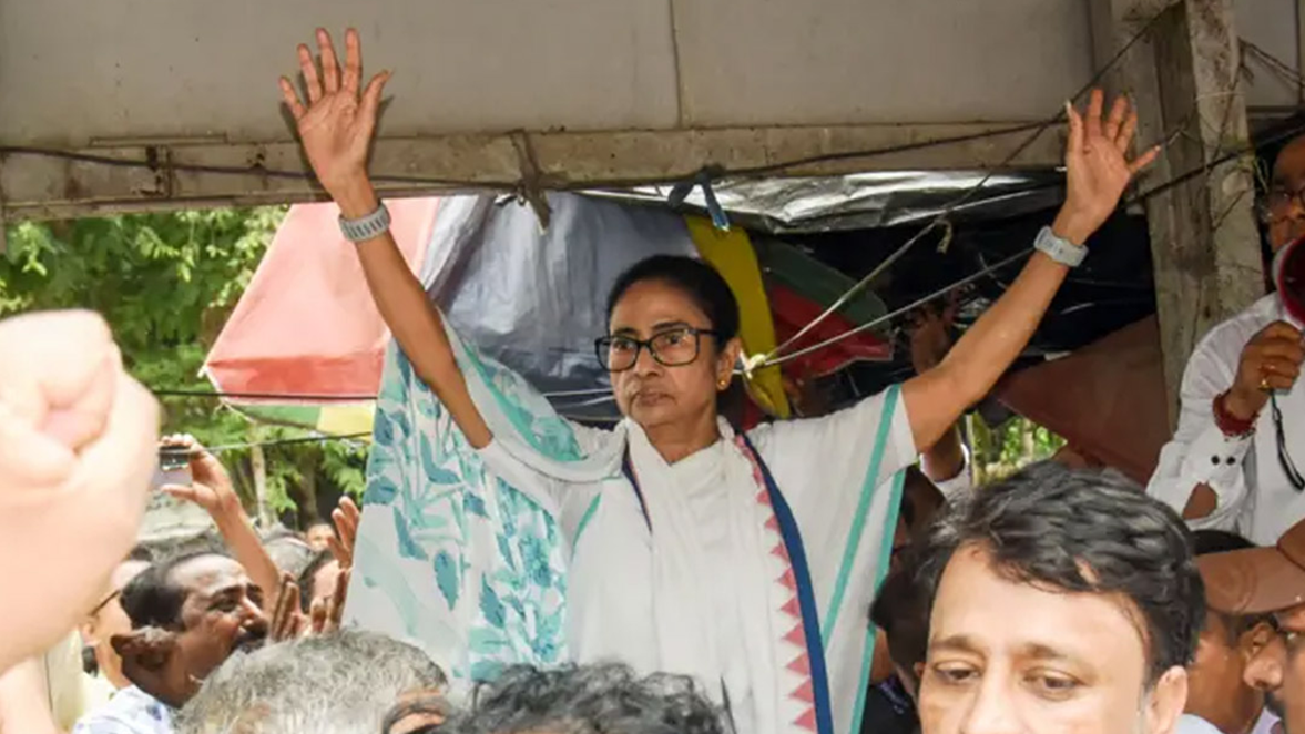ওসমান হাদির হত্যাকারীদের নিয়ে বিস্ফোরক মন্তব্য মমতার