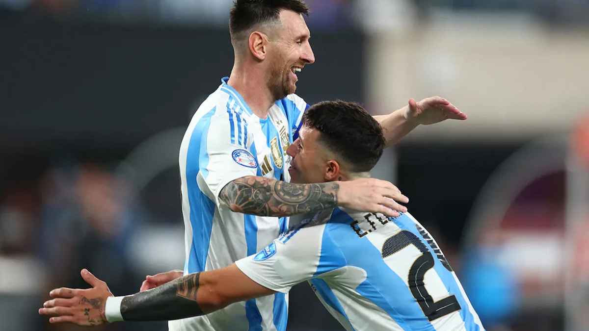 চোট কাটিয়ে ফিরেই মেসির গোল, বিশ্বকাপের আগে দাপুটে জয় আর্জেন্টিনার