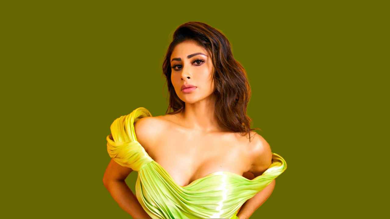 সমকামিতার গুঞ্জন নিয়ে নীরবতা ভাঙলেন মৌনি রায় 