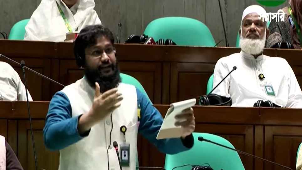 ‘আগে শুনতাম সবার আগে গোপালগঞ্জ, এখন কি সবার আগে বগুড়া?’ 