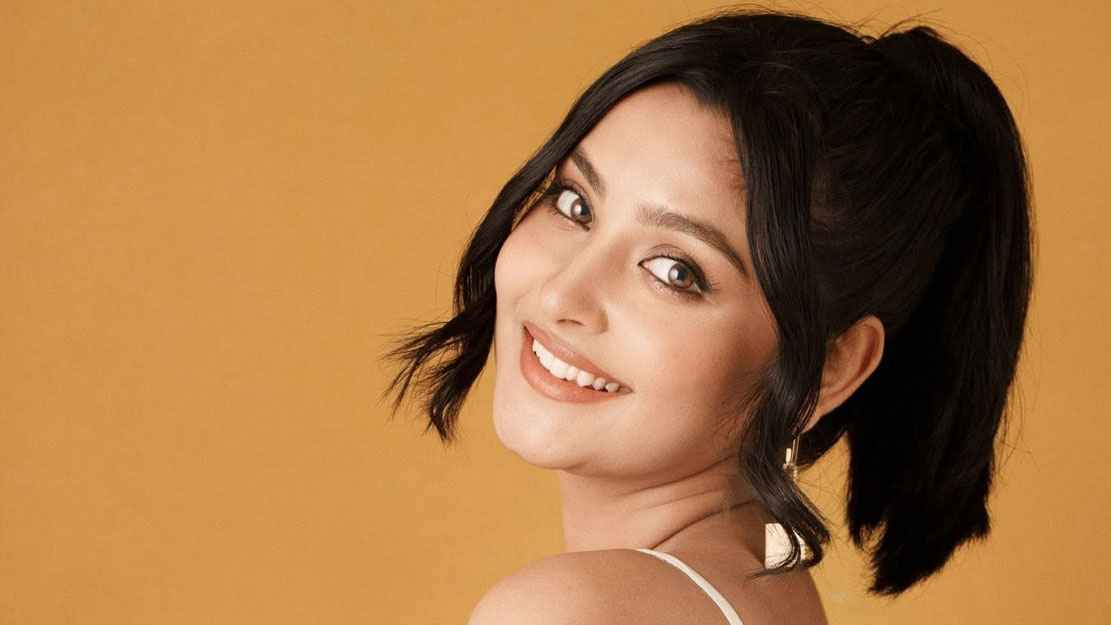 আমার নাটক এলে আব্বু ৪-৫ বার দেখেন: নাজনীন নিহা 